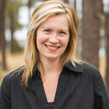 Arianna E Gleason-Holbrook 